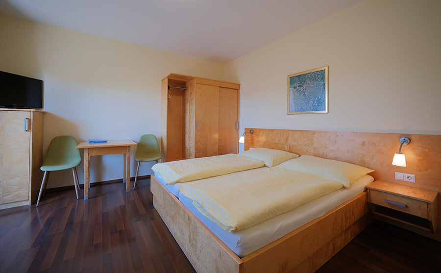 Doppelzimmer am Blumenhof Wegleitner